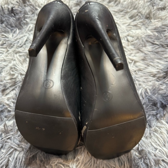 Steve Madden Defy Heels - Picture 9 of 10